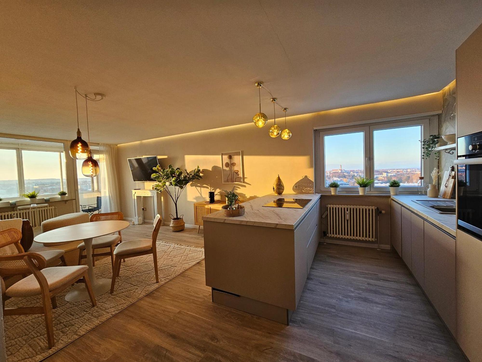 Stylische Sunset-Wohnung Augsburg Buitenkant foto
